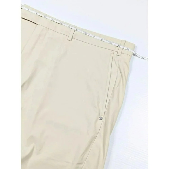 RLX Ralph Lauren Golf Men's Classic Fit Performance Shorts Basic Sand Size 40 - Picture 6 of 9